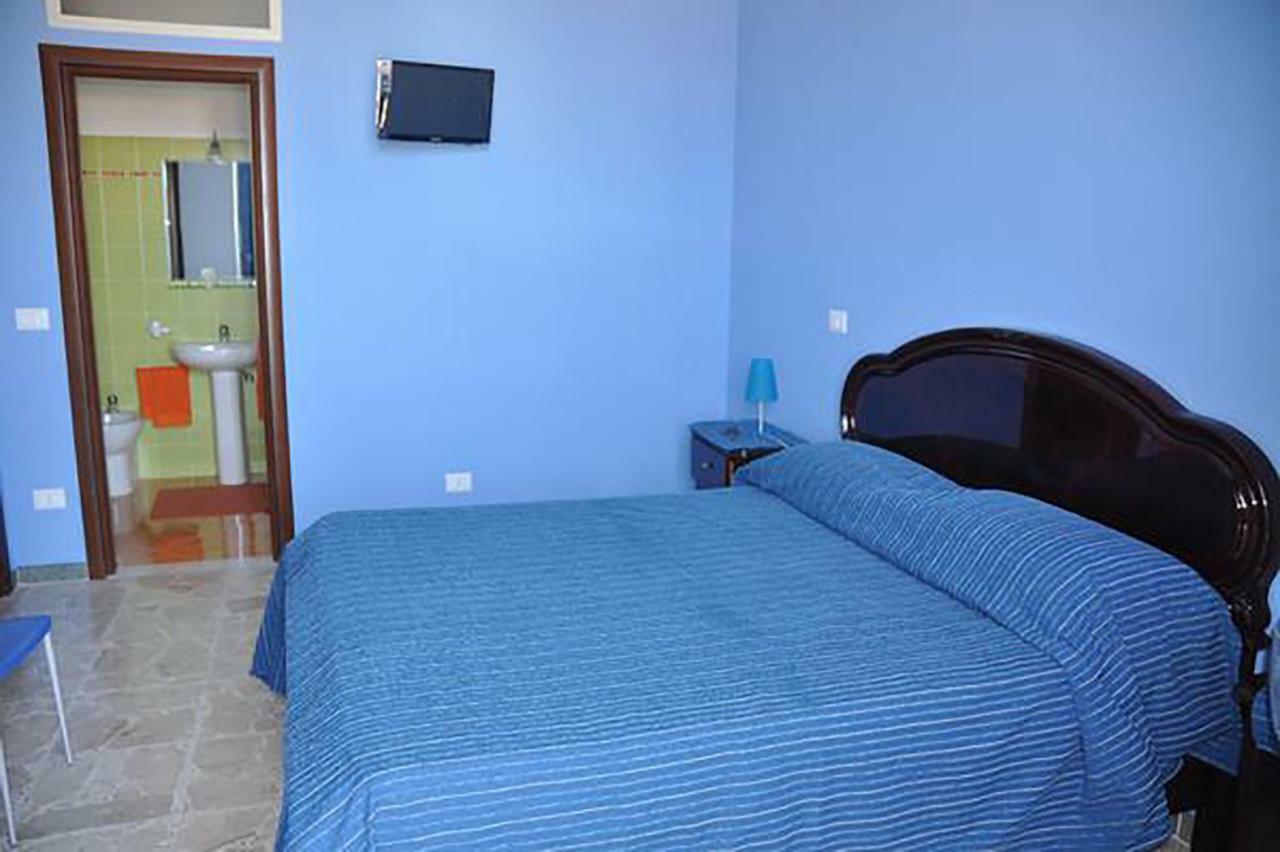 B&B Ro.Ma. Barcellona-Pozzo di Gotto Buitenkant foto