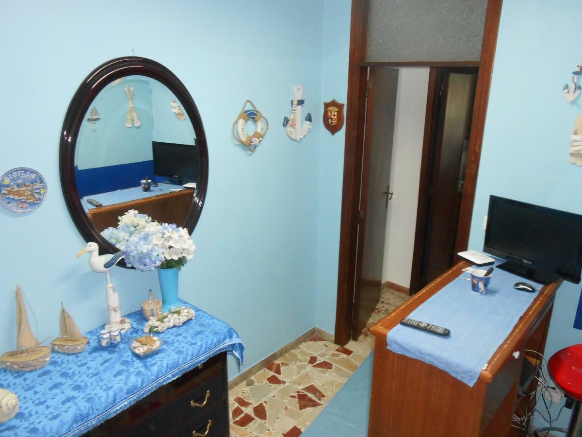 B&B Ro.Ma. Barcellona-Pozzo di Gotto Buitenkant foto