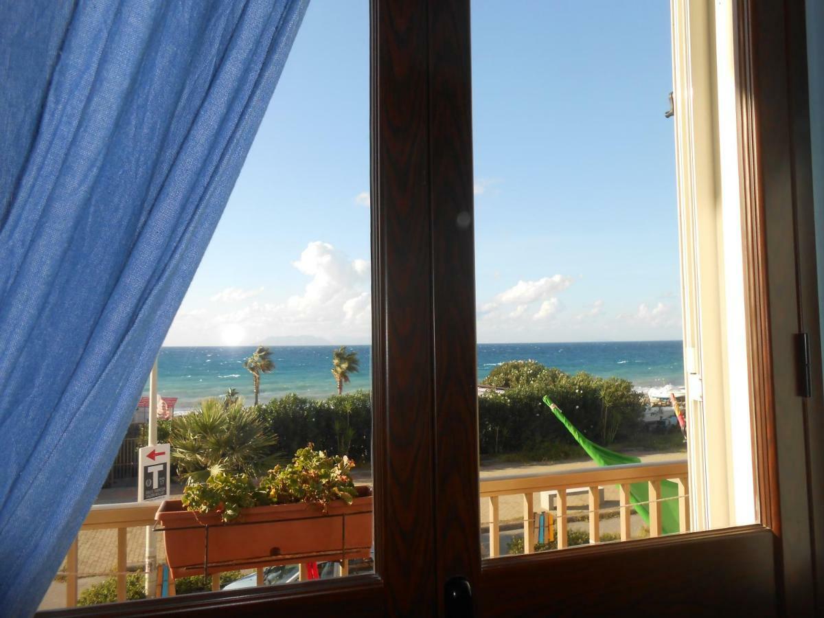 B&B Ro.Ma. Barcellona-Pozzo di Gotto Buitenkant foto