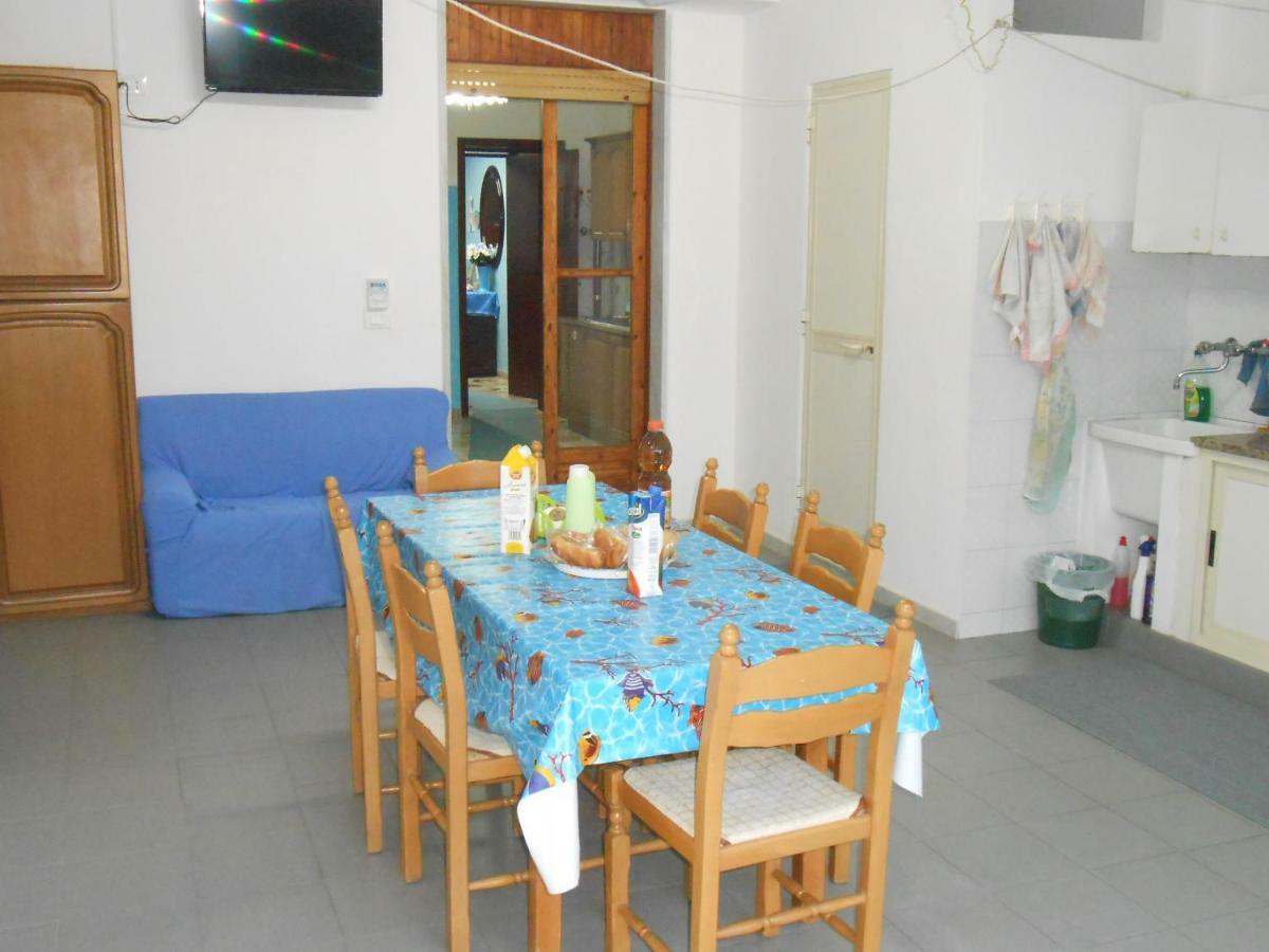 B&B Ro.Ma. Barcellona-Pozzo di Gotto Buitenkant foto