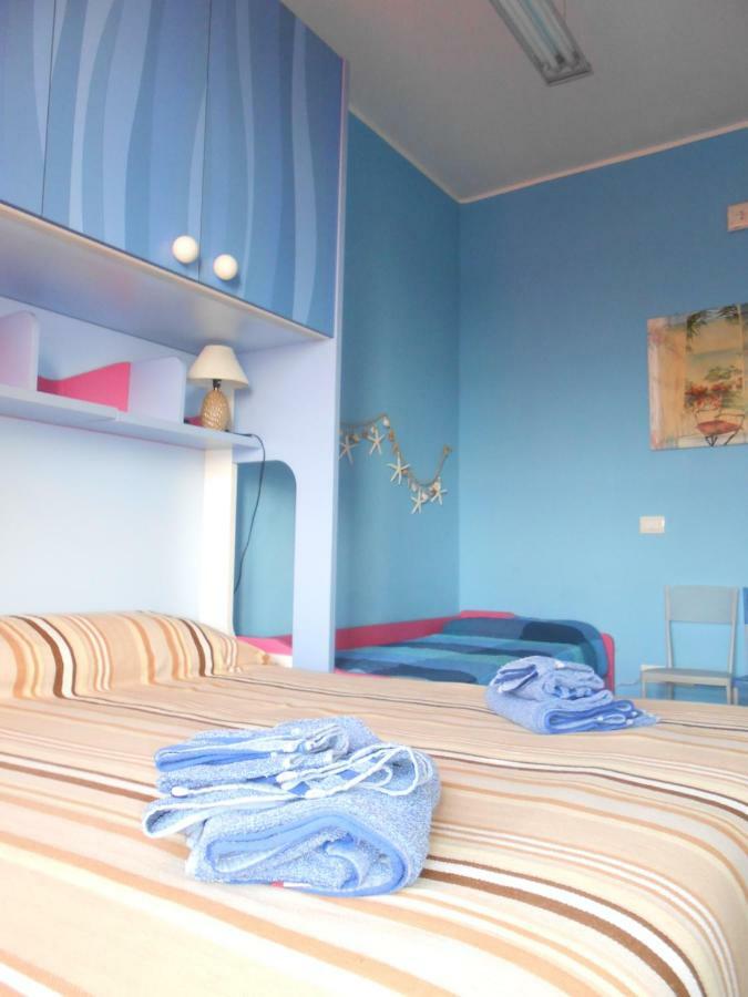B&B Ro.Ma. Barcellona-Pozzo di Gotto Buitenkant foto