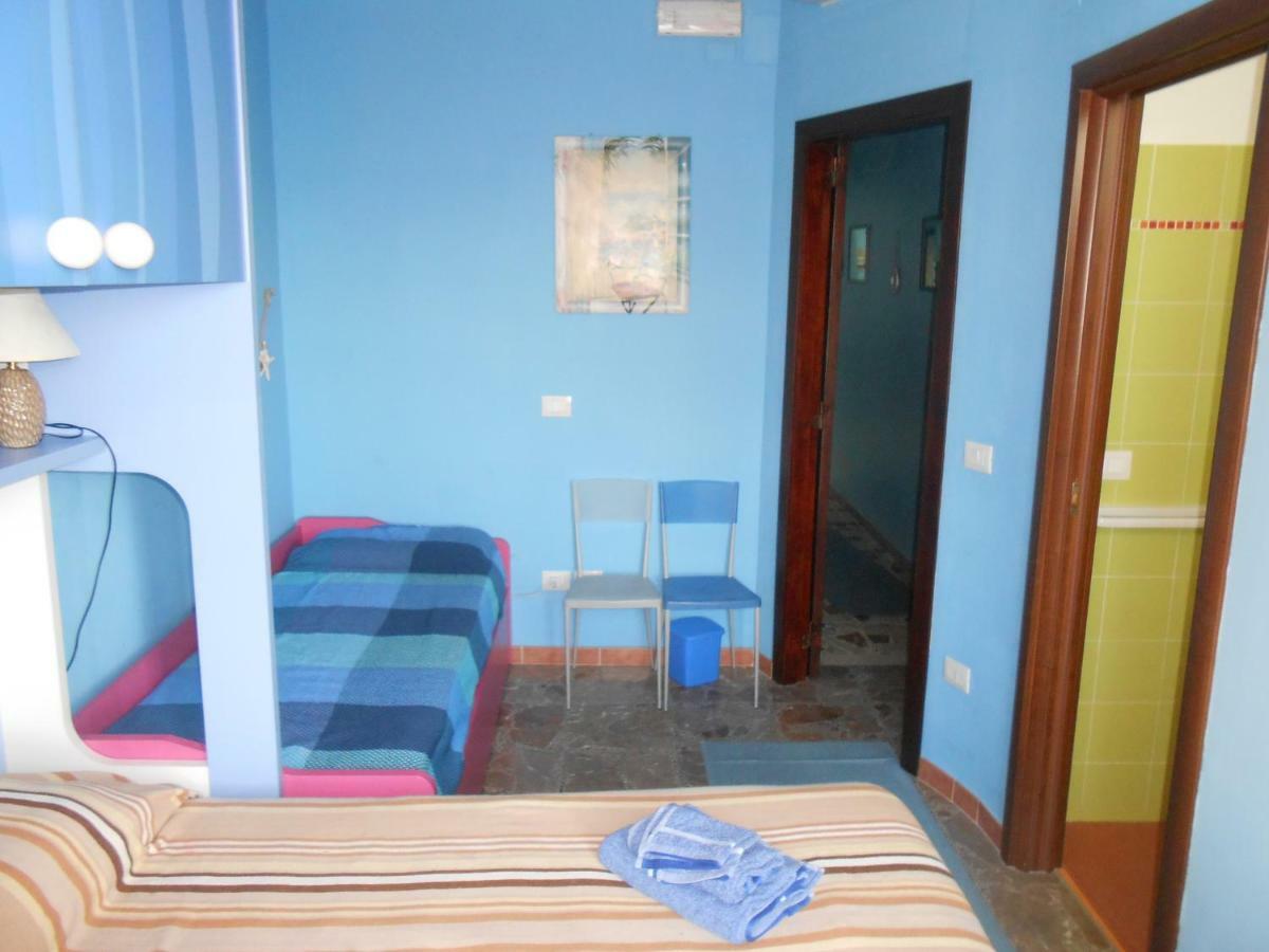 B&B Ro.Ma. Barcellona-Pozzo di Gotto Buitenkant foto