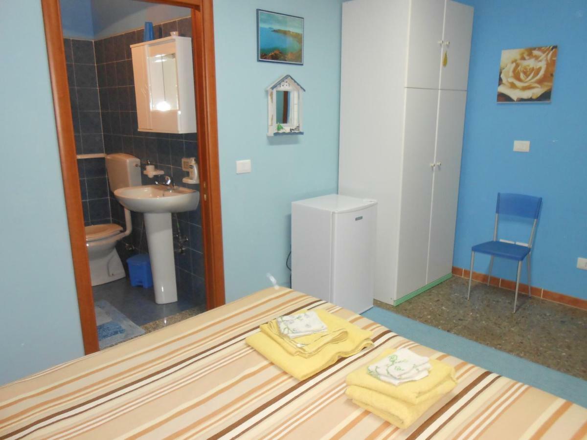 B&B Ro.Ma. Barcellona-Pozzo di Gotto Buitenkant foto